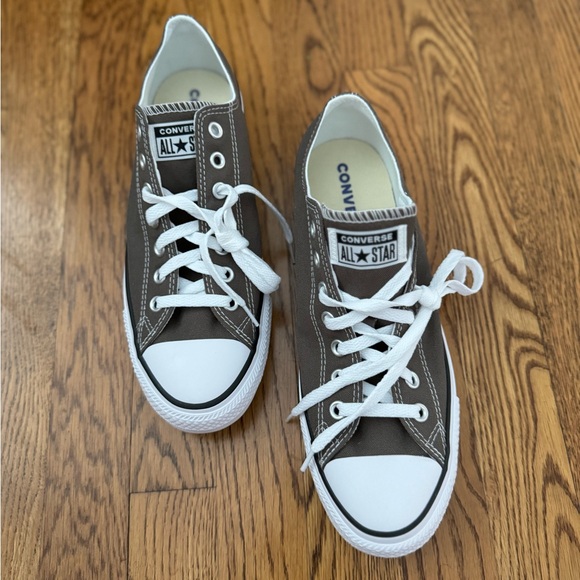 NEW Converse Chuck Taylor - Grey - size 9 Men / size 11 Women (EU 42.5) - Picture 3 of 5